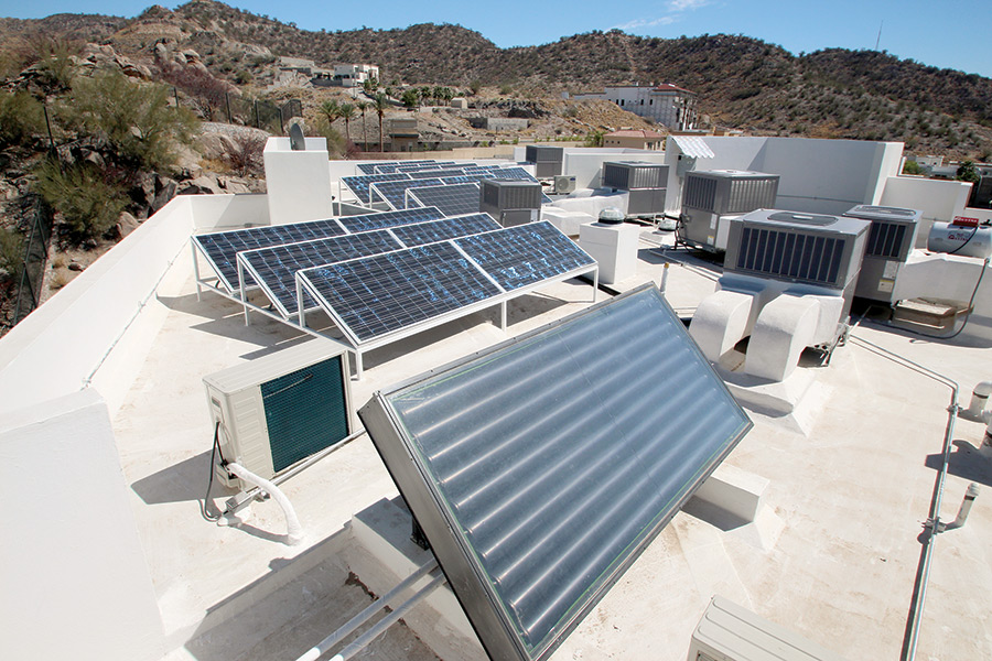 Paneles solares Cuida economía generando energía