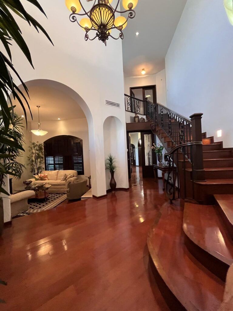 En Venta La Jolla Residencial