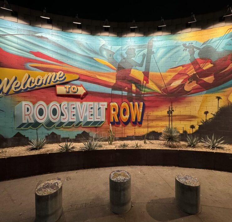 Murales y arte urbano en el distrito creativo de Roosevelt Row, Phoenix