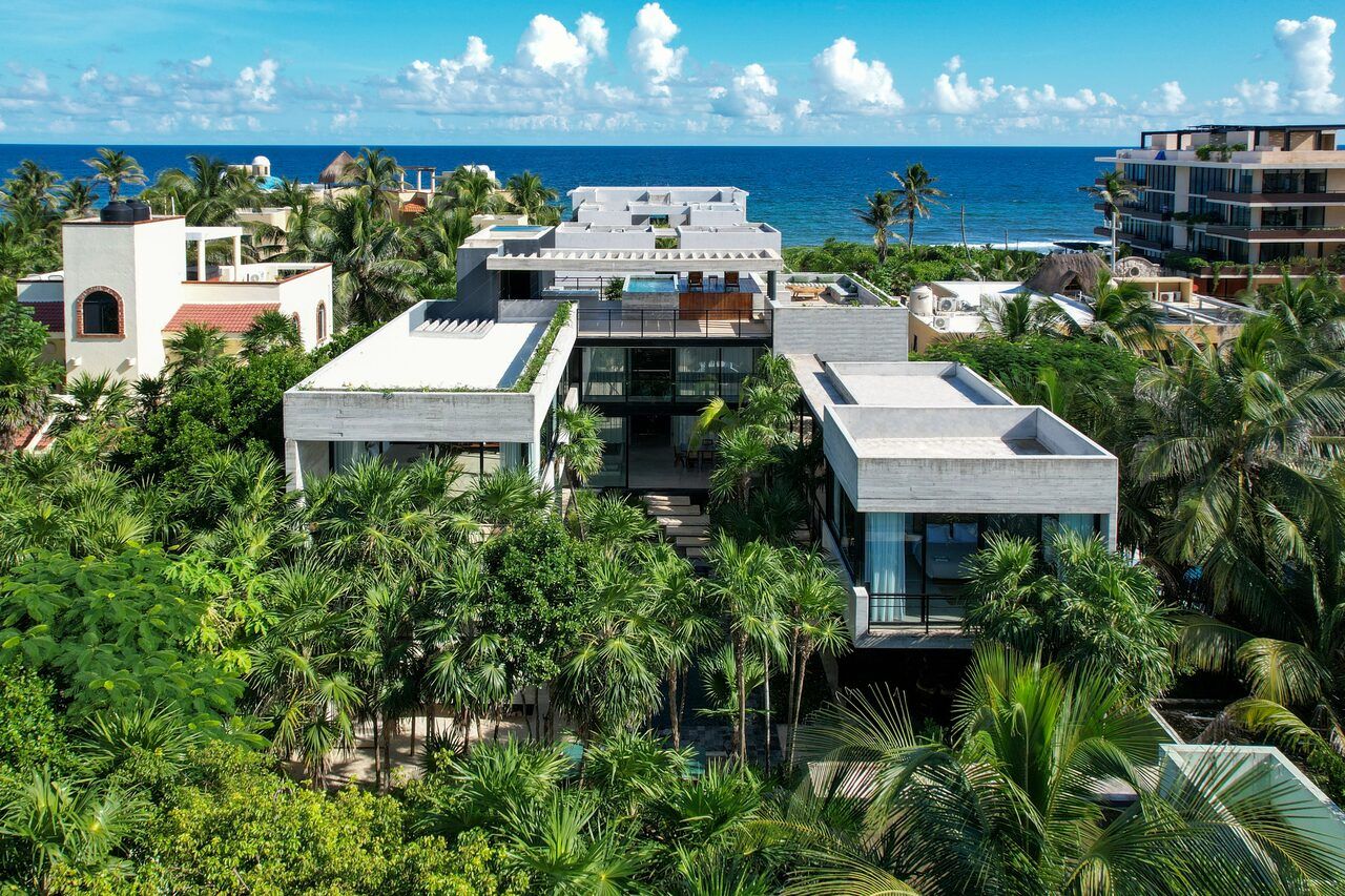 Casa Vihara entre la selva y el mar de Tulum, vista aérea