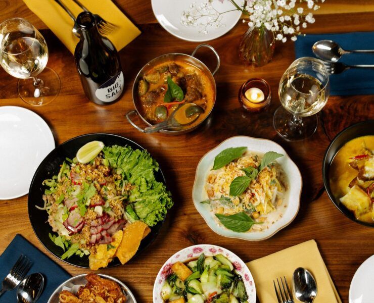 Platillos de Lom Wong, restaurante Bib Gourmand en Phoenix